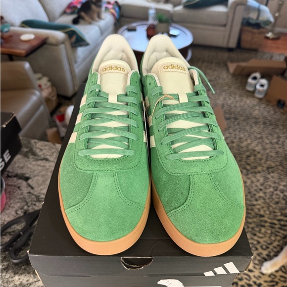Adidas Green VL Court 2.0 size 10.5 new - Picture 2 of 4
